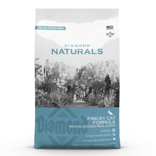 Diamond Naturals Rich in Chicken Meal and Rice | Finicky Cat Formula